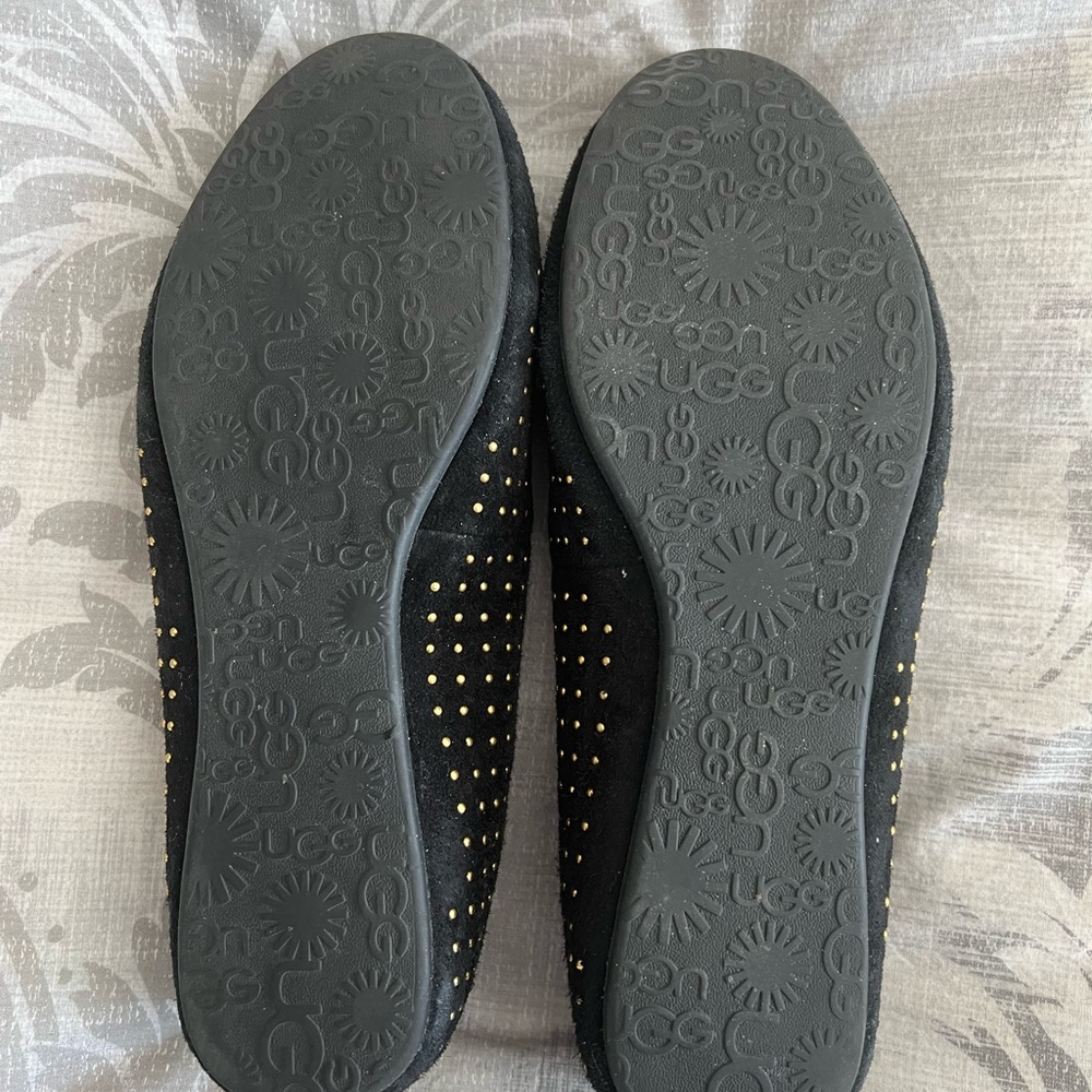The Ugg Australia Alloway Gold Studded Black Suede Loafer Sz 6